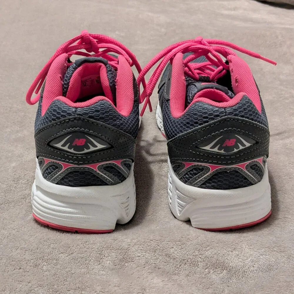 New Balance 450 V3 Women’s Walking Running Shoes - Picture 2 of 8